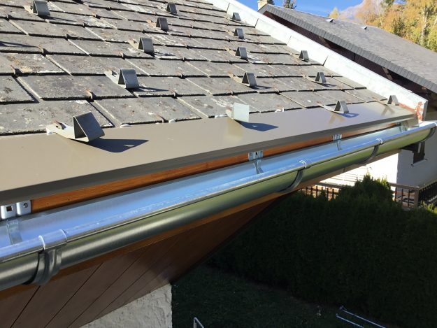 Pose de couvertine et de chenaux 2/2