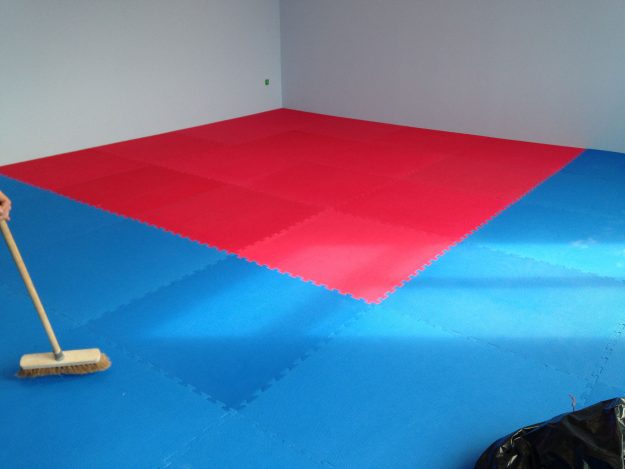 Pose de tatami “Full contact”